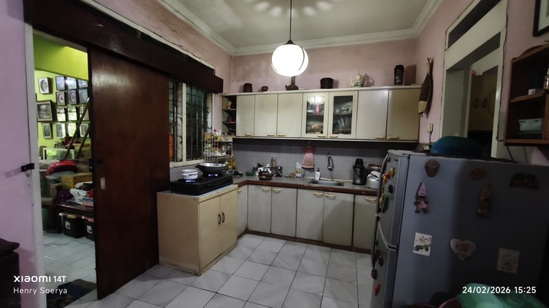 2029. Dijual Rumah di Ketintang Selatan, Permai Surabaya