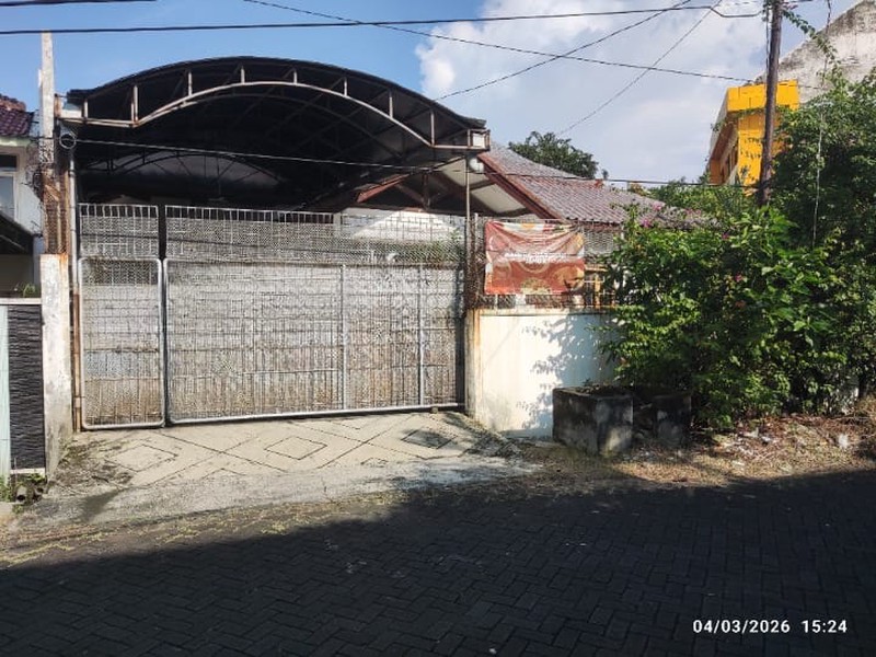 Jual Cepat Rumah Hoek Di Taman Jemursari Utara, Surabaya