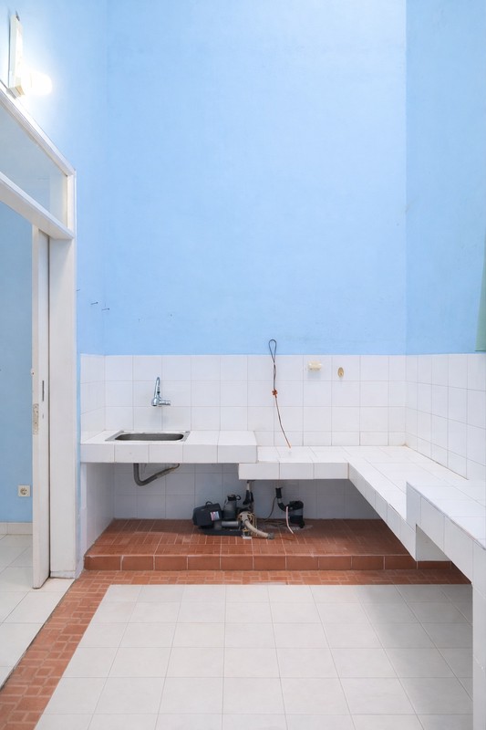 Rumah Gading Arcadia, Kelapa Gading. Bukan rumah baru. Butuh perapihan