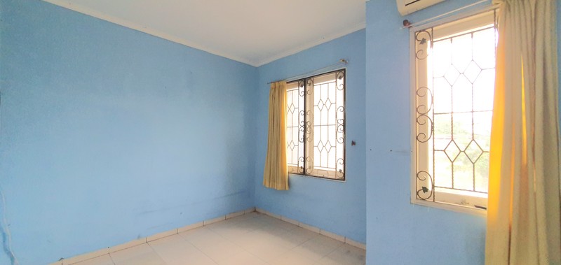 Rumah Gading Arcadia, Kelapa Gading. Bukan rumah baru. Butuh perapihan