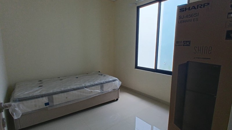 Disewakan Rumah 2 Lantai Brand New Semi Furnished di Tebet Barat, Jakarta Selatan