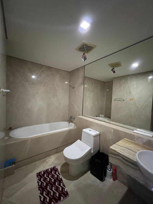 Disewakan Apartemen The Peak Residence 2 Bedroom Full Furnished Lantai 22 View Suramadu - Akses Tunjungan Plaza 5 Surabaya Pusat Kota