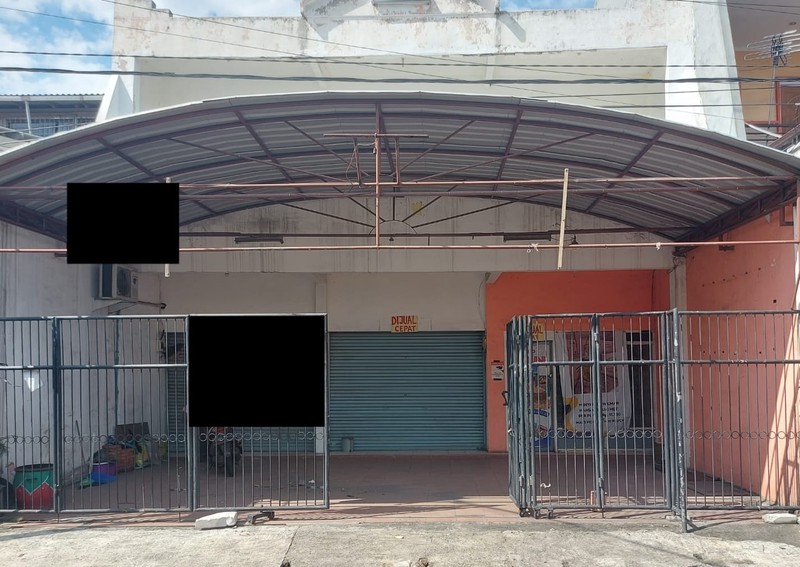 2035. Dijual Rumah Usaha Manukan Krajan  Tandes Surabaya