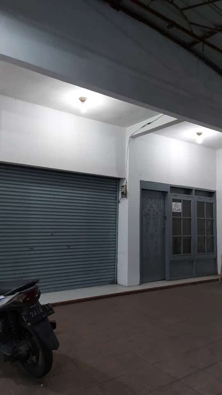 2035. Dijual Rumah Usaha Manukan Krajan  Tandes Surabaya