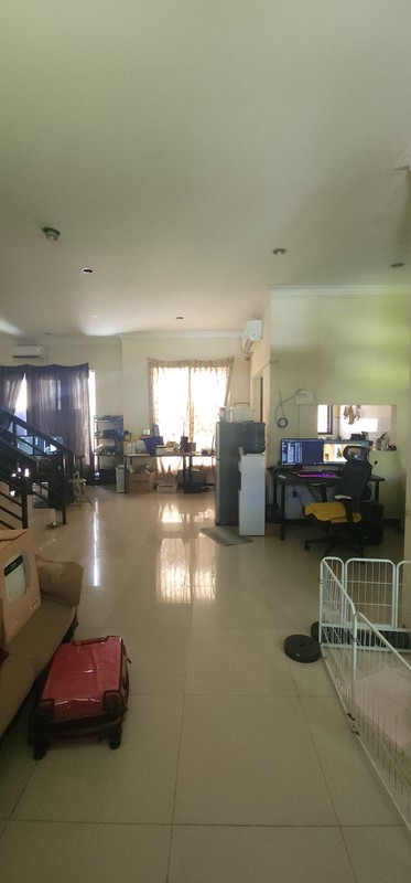 MURAH Disewakan Rumah Royal Residence Wiyung Surabaya Kondisi Kosongan Dekat Pakuwon Mall, Akses Tol Gunungsari