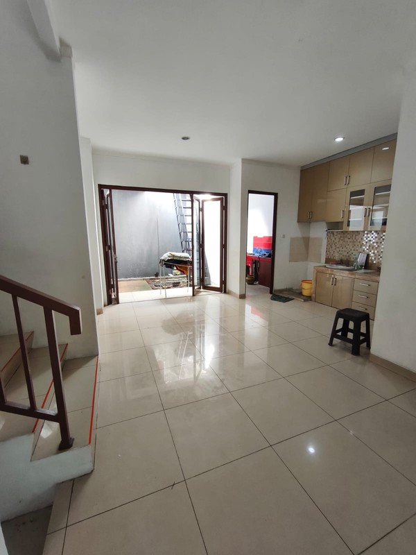 Rumah Bagus,dalam cluster di Graha Raya