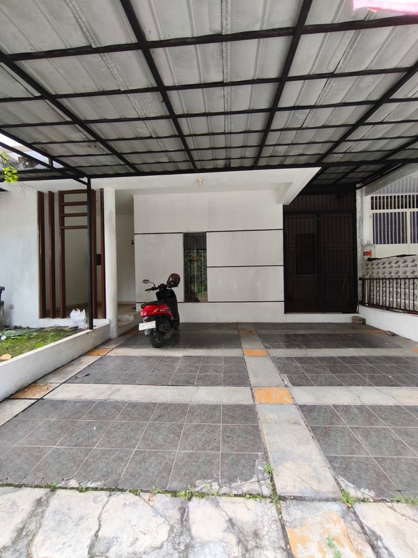 Rumah Bagus,dalam cluster di Graha Raya