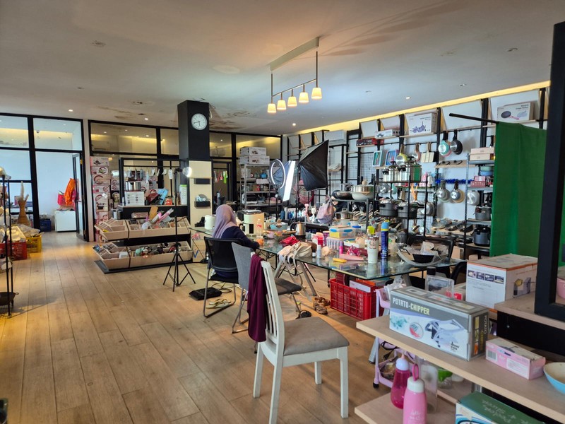 Gudang & Kantor Mewah di Sunter