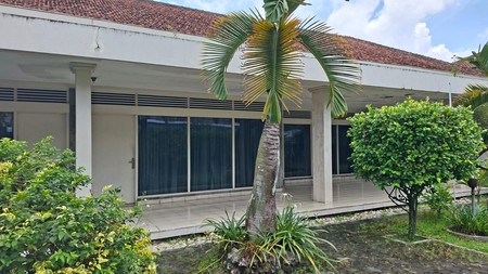 Rumah Megah dengan Lahan 1.320  Meter Persegi di Kawasan Taman Siswa, Mergangsan, Yogyakarta