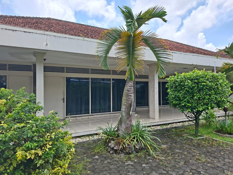 Rumah Megah dengan Lahan 1.320  Meter Persegi di Kawasan Taman Siswa, Mergangsan, Yogyakarta