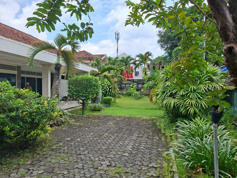 Rumah Megah dengan Lahan 1.320  Meter Persegi di Kawasan Taman Siswa, Mergangsan, Yogyakarta
