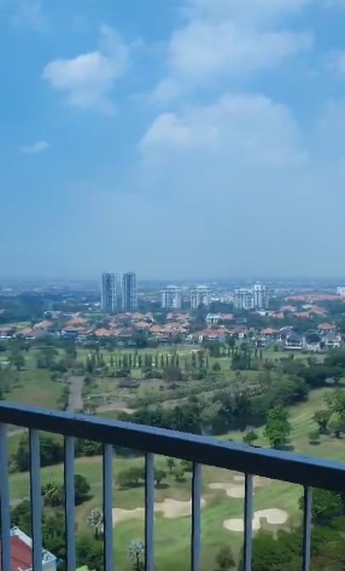 Sewa Apartemen Puncak Bukit Golf Surabaya Barat