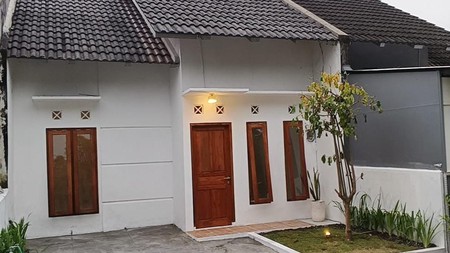 Rumah Tinggal dlam perum Griya Kembang Putih - Pajangan Bantul 