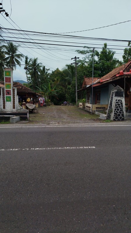 Tanah Pekarangan Strategis di Pinggir Jalan Raya Nanggulan - Dekso, Sangat Cocok untuk Usaha, Banjararum, Kalibawng, Kulon Progo
