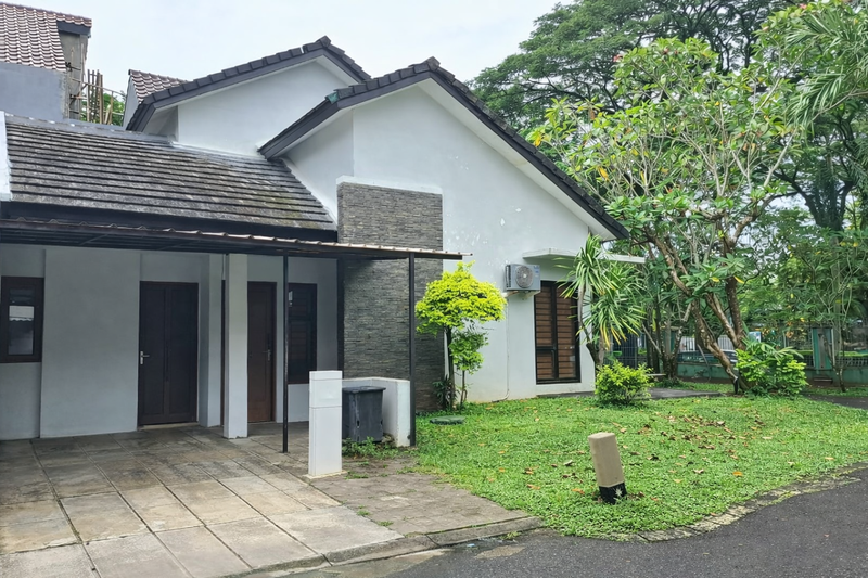 Rumah Hook Siap Huni di Adora Permata Bintaro Sektor 9