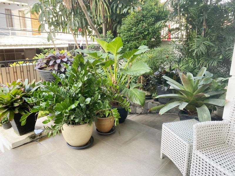 Rumah Bagus, Siap Huni, bebas Banjir di Jaksel