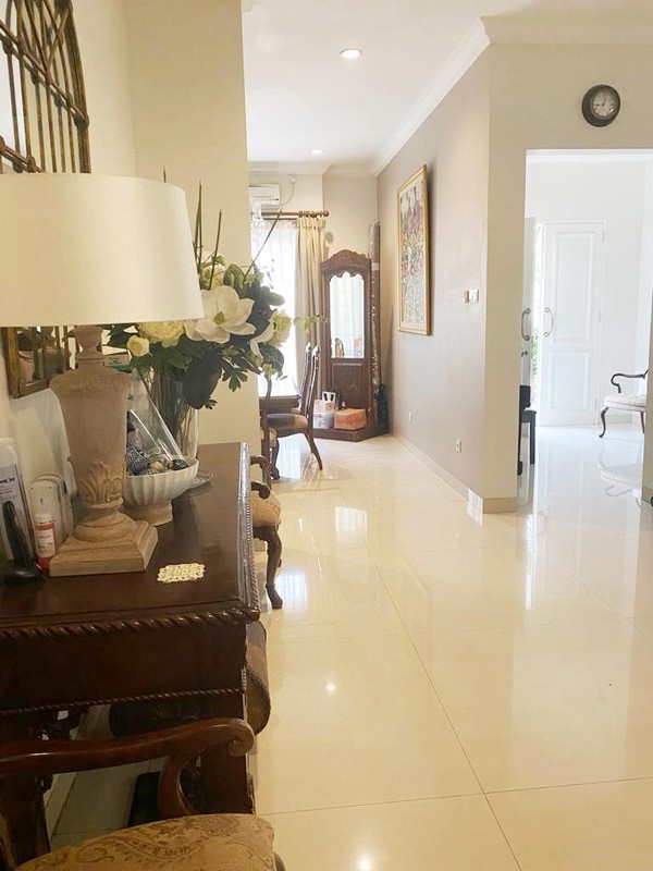 Rumah Bagus, Siap Huni, bebas Banjir di Jaksel