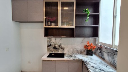 Dijual Rumah Mewah Modern - Pakuwon Indah Lariz Embassy