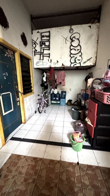 DIJUAL RUMAH KOS AKTIF SEMAMPIR SELATAN