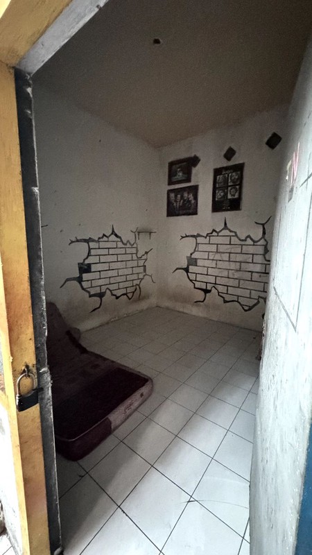 DIJUAL RUMAH KOS AKTIF SEMAMPIR SELATAN