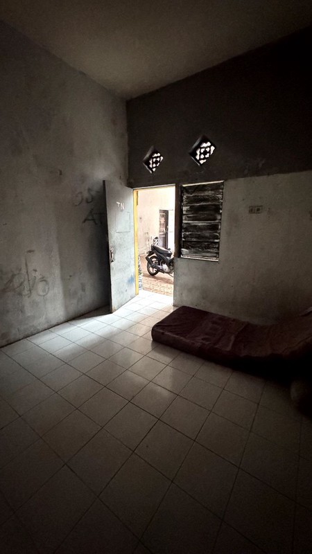 DIJUAL RUMAH KOS AKTIF SEMAMPIR SELATAN