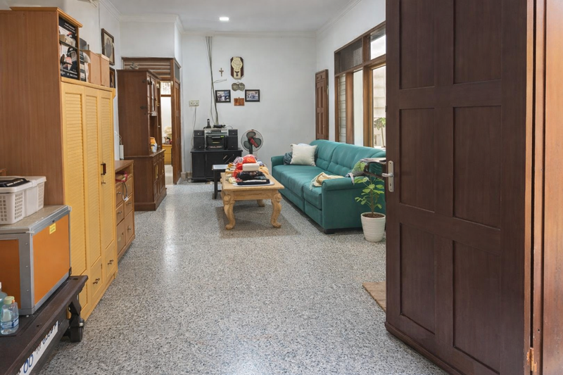 Dijual Ruko Strategis di Jl. RE Martadinata Kepatihan Jombang