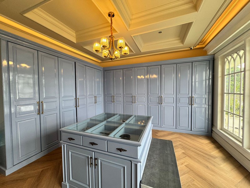 Rumah Strategis Cilandak Ada Kolam Renang