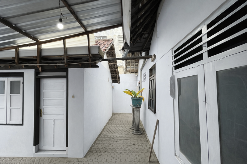 Dijual Rumah di Tanah Luas 1.000 m² - Jl. Brawijaya Peterongan