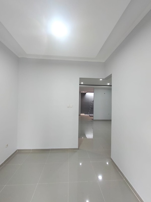 Griyaloka, dekat Pasar Modern BSD Baru selesai renovasi Gress