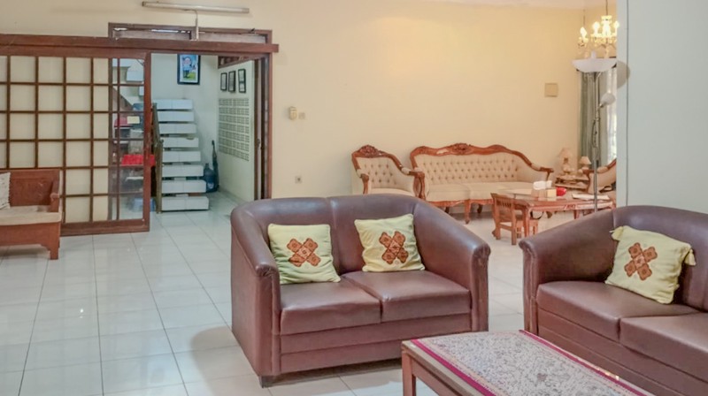 Rumah klasik di Cirendeu, Lebak Bulus dekat Ciputat, Pondok Indah