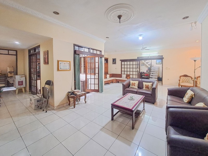 Rumah klasik di Cirendeu, Lebak Bulus dekat Ciputat, Pondok Indah