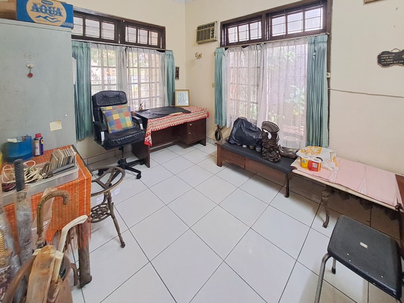 Rumah klasik di Cirendeu, Lebak Bulus dekat Ciputat, Pondok Indah