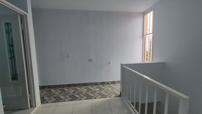 Rumah 2 Lantai Siap Huni di Tebet Timur Dalam, Harga Menarik