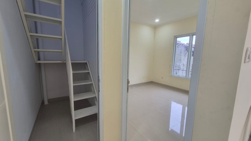 Rumah 2 Lantai Siap Huni di Tebet Timur Dalam, Harga Menarik