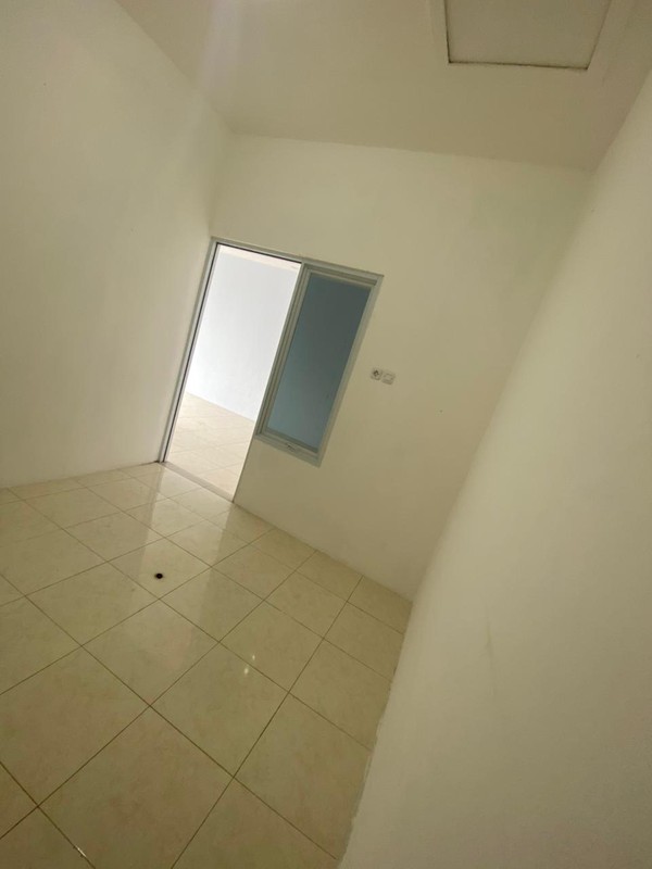 Rumah 2 Lantai 3 KT, 2 KM,  SHM di Bumi Wonorejo, Rungkut Surabaya