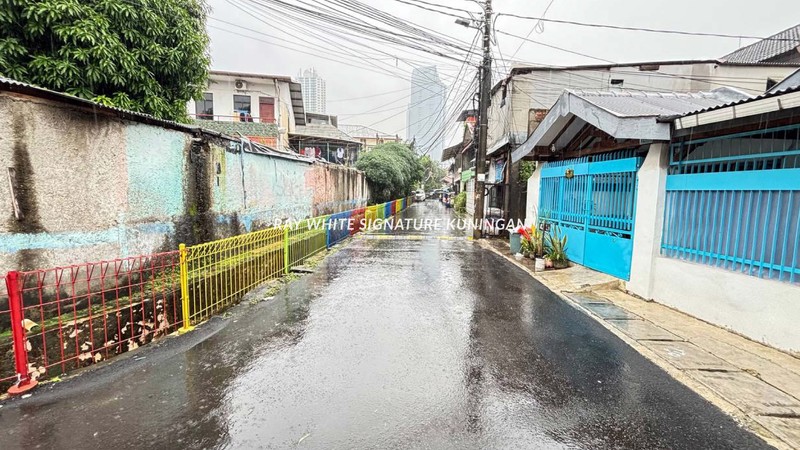 Rumah 2 Kavling Cocok dijadikan Hunian, Kos Eksklusuif