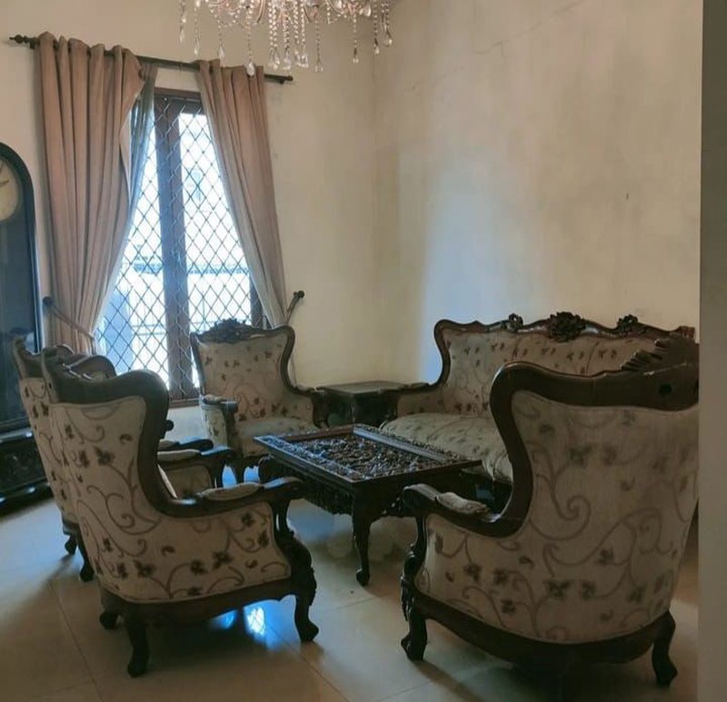 Dijual Rumah Cantik Luas Hijau Asri  Lokasi Sangat  Strategis di Lebak Bulus IV Jakarta Selatan 