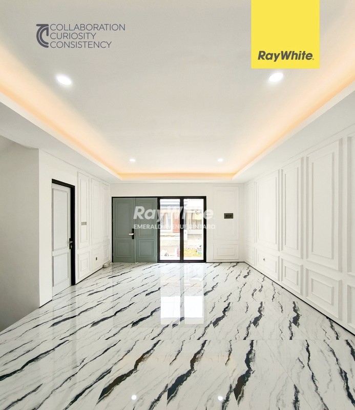 Rumah Renovasi Total Siap Huni Di Emerald Bintaro Jaya