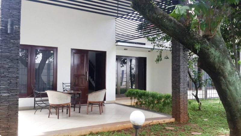 Rumah Luas di Komplek Villa Asean, Pondok Cabe, Pamulang