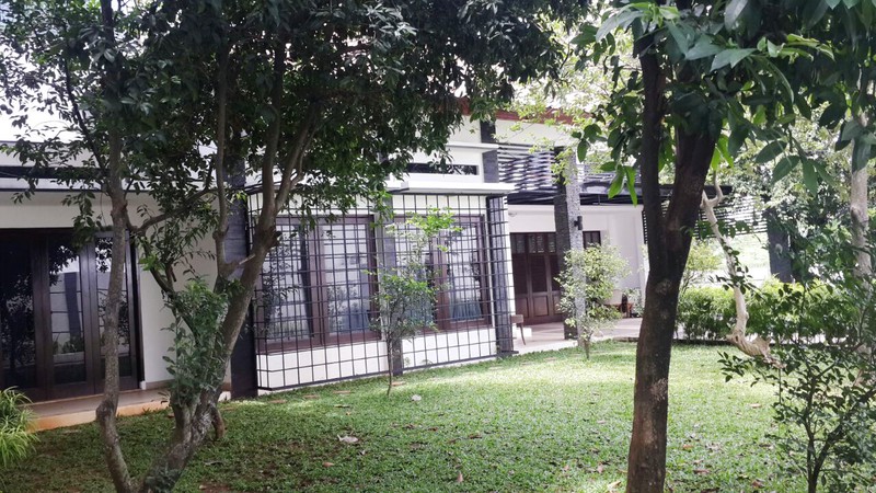 Rumah Luas di Komplek Villa Asean, Pondok Cabe, Pamulang