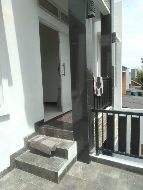 Rumah Siap Huni Minimalis Modern Full Furnished Lokasi Strategis @Pondok Aren