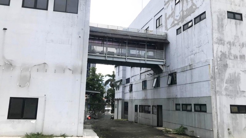 DIJUAL Gedung Perkantoran 4 Lantai di Jl. Dr Saharjo Manggarai Selatan Tebet Jakarta Selatan