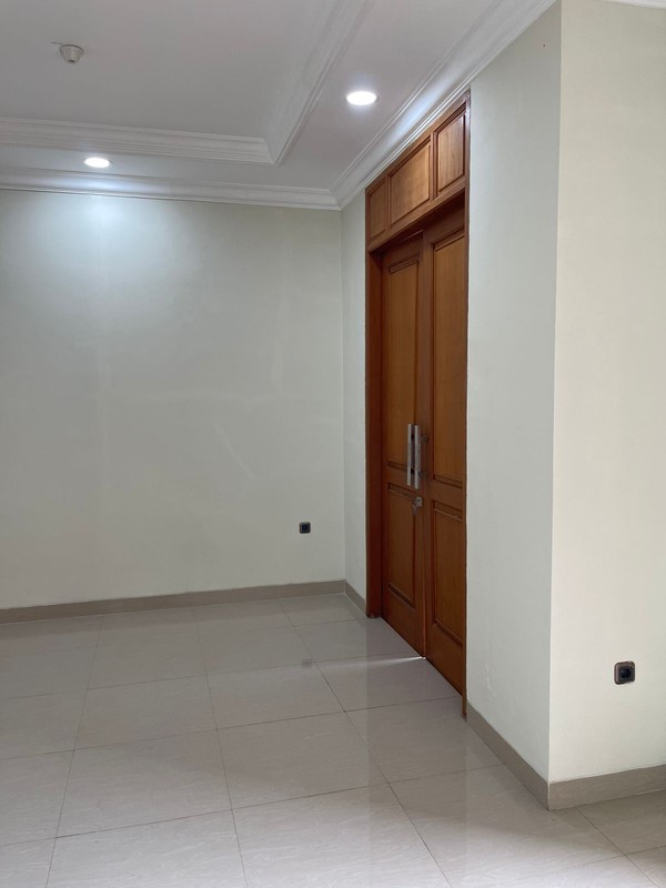 Rumah Town House di Cirendeu Siap Huni dekat ke MRT Lebak Bulus