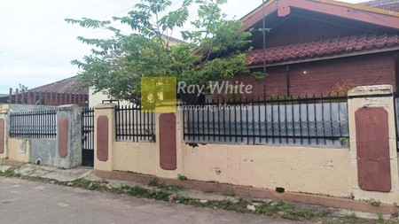 Dijual Murah Nego Rumah + Kontrakan / Kost an 5 Pintu yang berlokasi di JL. PU - Pagar Alam, Kedaton, Kota Bandar Lampung
