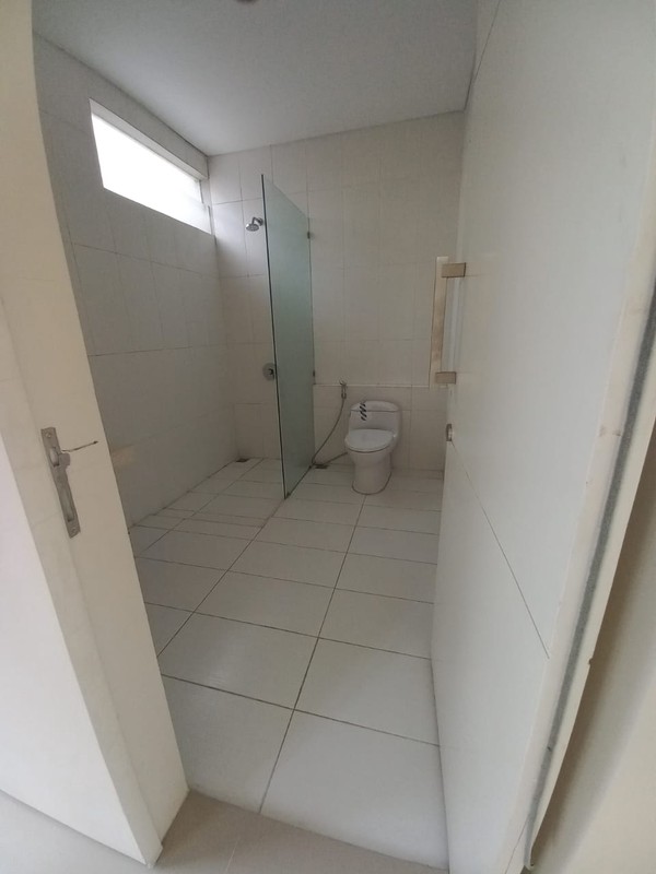 DIJUAL Rumah 2 lantai Citraland Utama Taman Puspa Raya Citraland  Surabaya