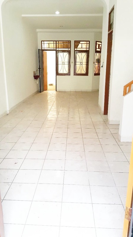 Rumah Siap Huni Taman Palem Lestari Cengkareng, Jakarta Barat