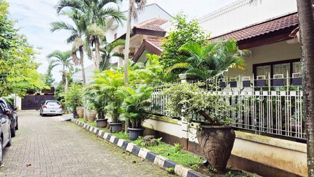 Rumah Bagus, Nyaman dan Asri, Lokasi strategis di Bintaro- Jaksel