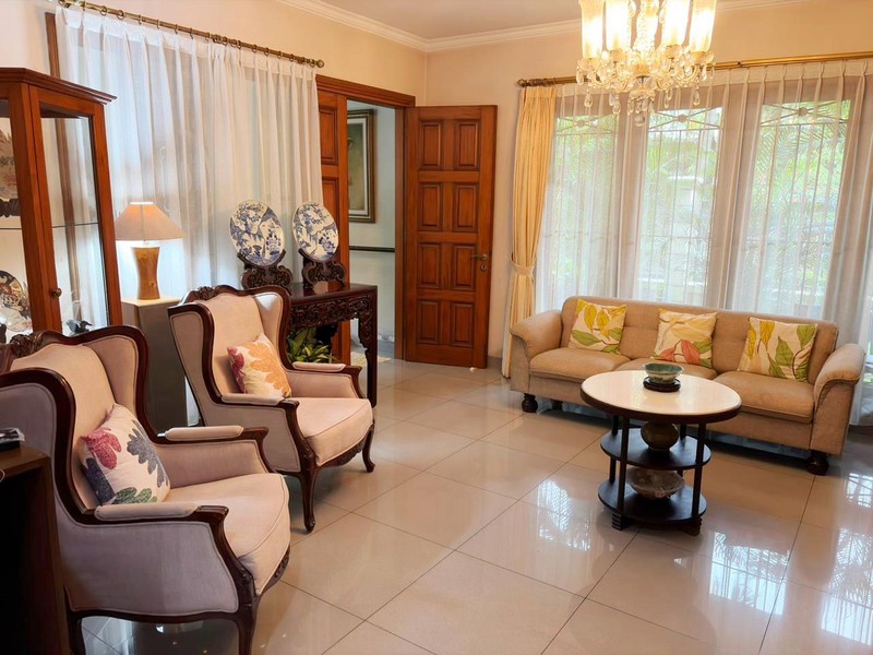 Rumah Bagus, Nyaman dan Asri, Lokasi strategis di Bintaro- Jaksel