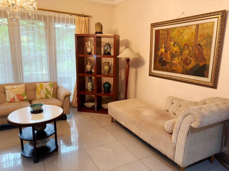 Rumah Bagus, Nyaman dan Asri, Lokasi strategis di Bintaro- Jaksel