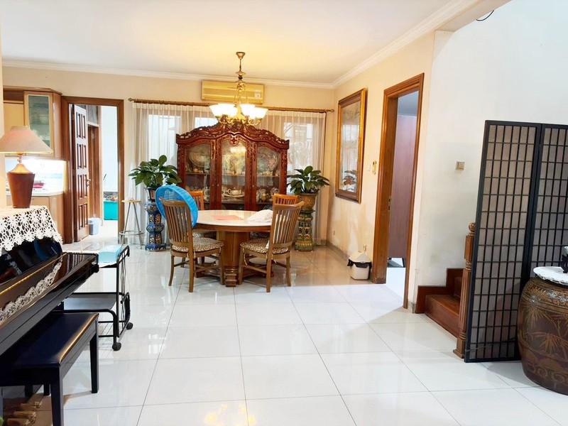 Rumah Bagus, Nyaman dan Asri, Lokasi strategis di Bintaro- Jaksel